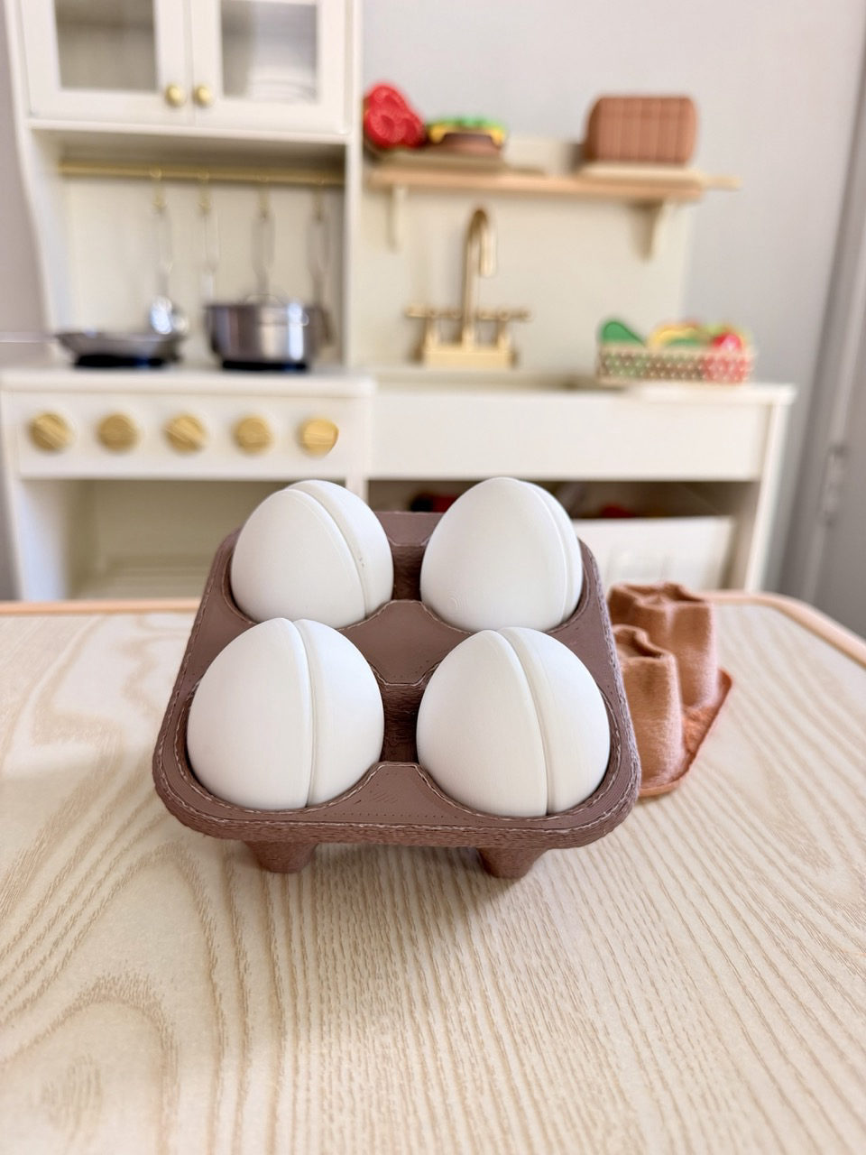 Magnetic Egg - Montessori Toy
