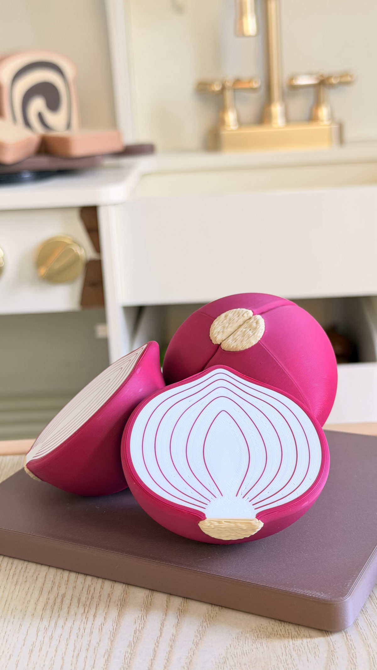 Magnetic Onion - Montessori Toy