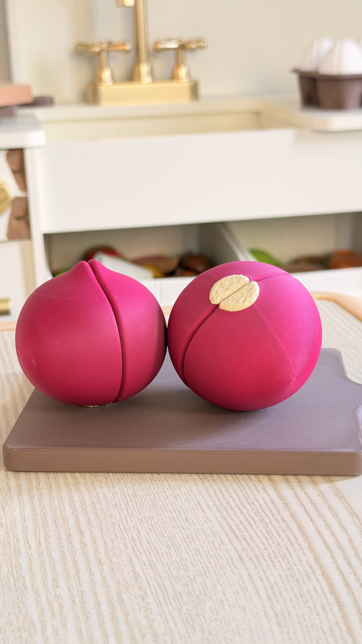 Magnetic Onion - Montessori Toy