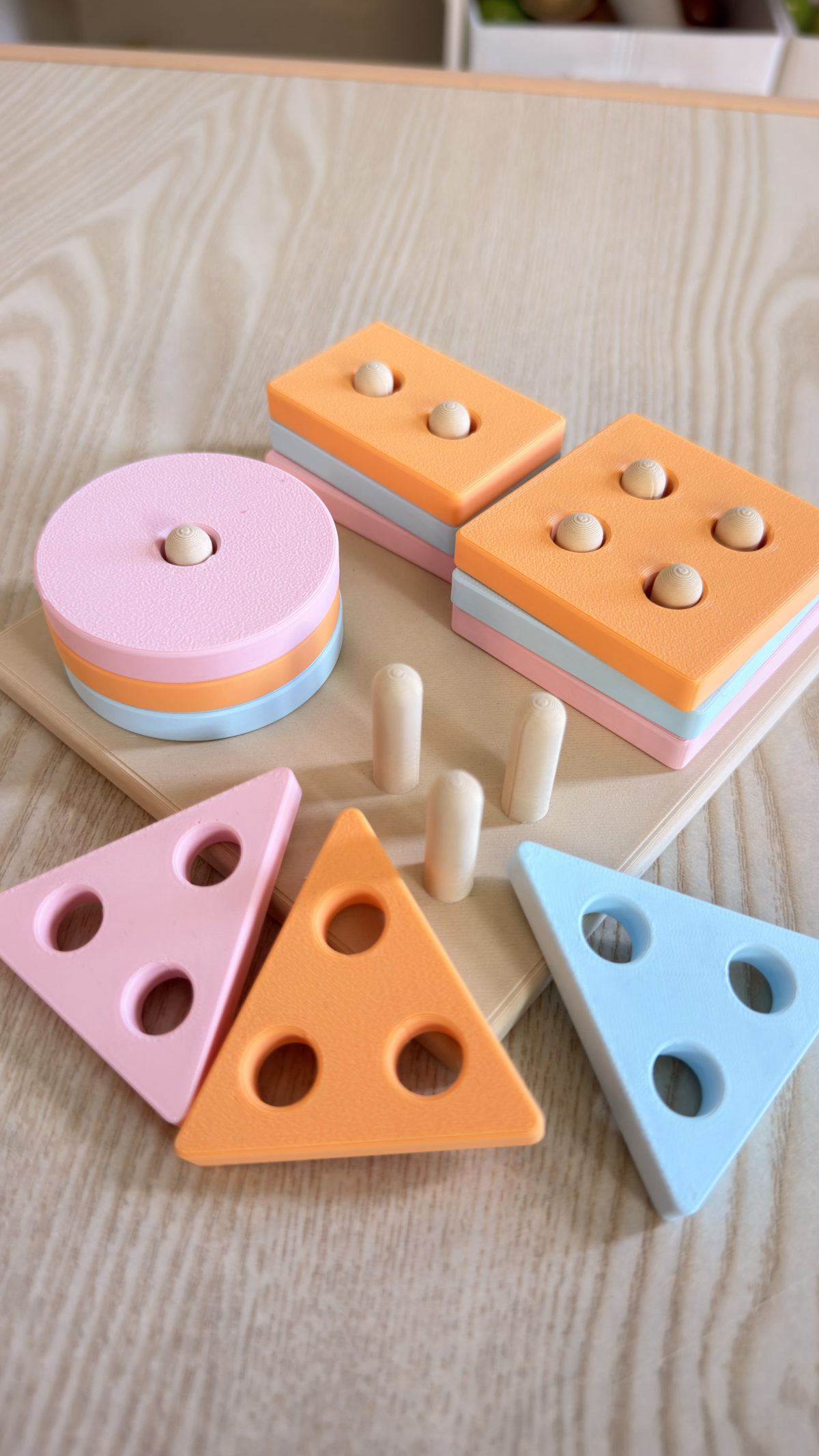 Pin Sorting & Stacking Board