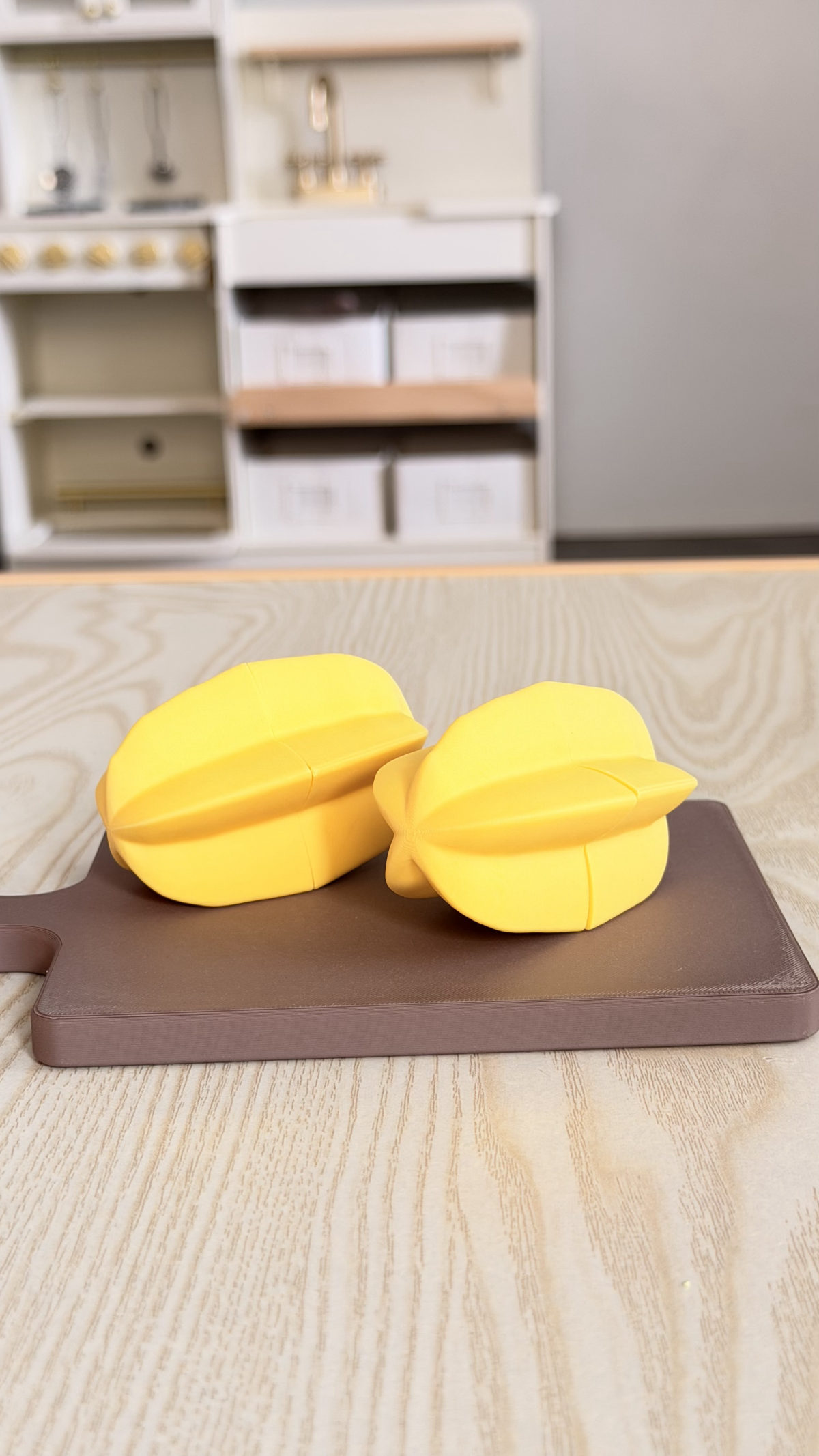 Magnetic Starfruit - Montessori Toy